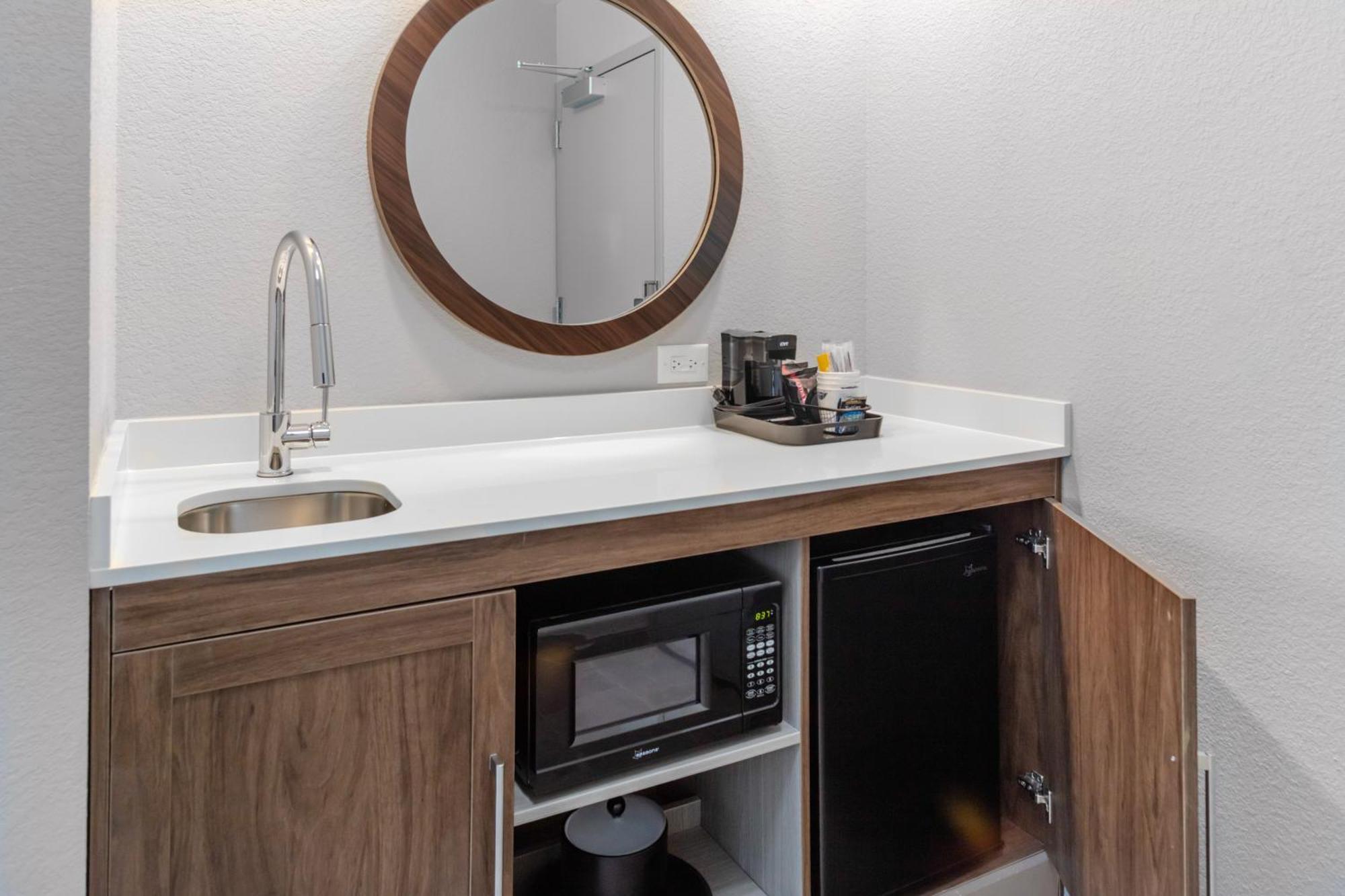 Hampton Inn & Suites Indianapolis West Speedway المظهر الخارجي الصورة