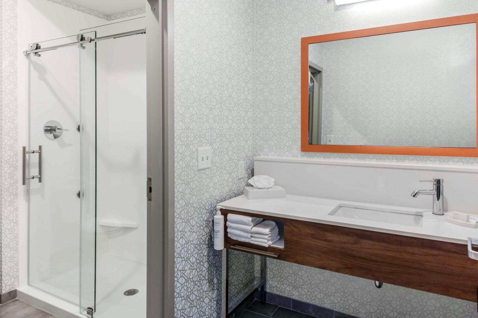 Hampton Inn & Suites Indianapolis West Speedway المظهر الخارجي الصورة